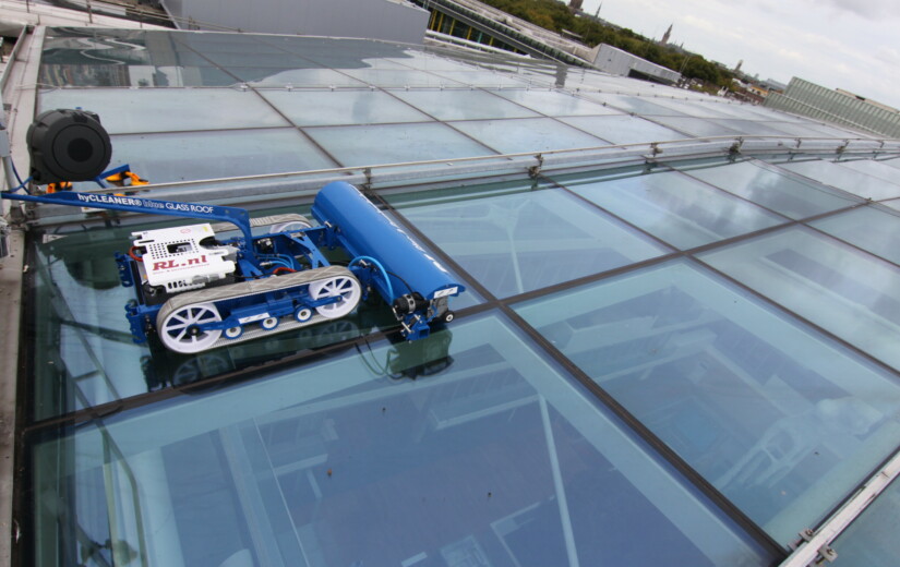 Robot For Glass Roof Cleaning